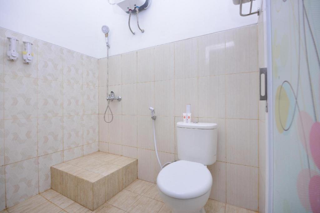 Super Oyo 1046 Omah Pathok Otel Yogyakarta Dış mekan fotoğraf